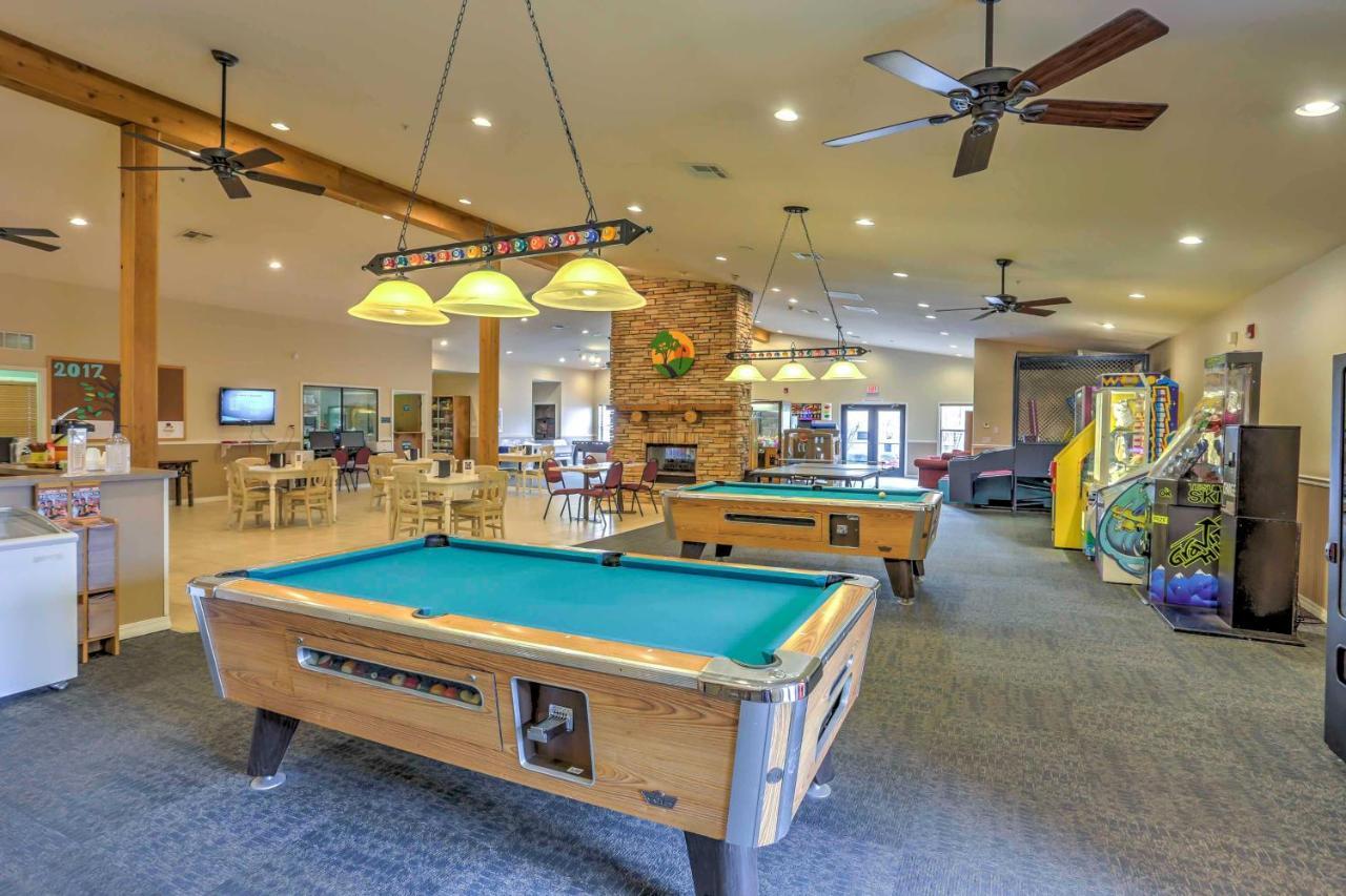 Branson Resort Condo With Scenic Patio And Pool Access Exterior photo